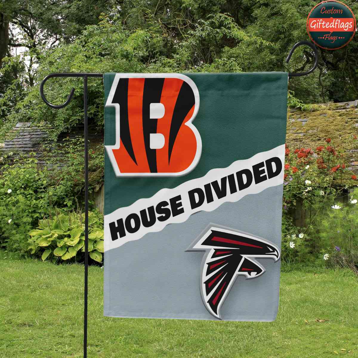 Cincinnati Bengals vs. Atlanta Falcons House Divided Flag, Bengals House Divided Flag Cincinnati Bengals vs. Atlanta Falcons House Divided Flag, Bengals House Divided Flag