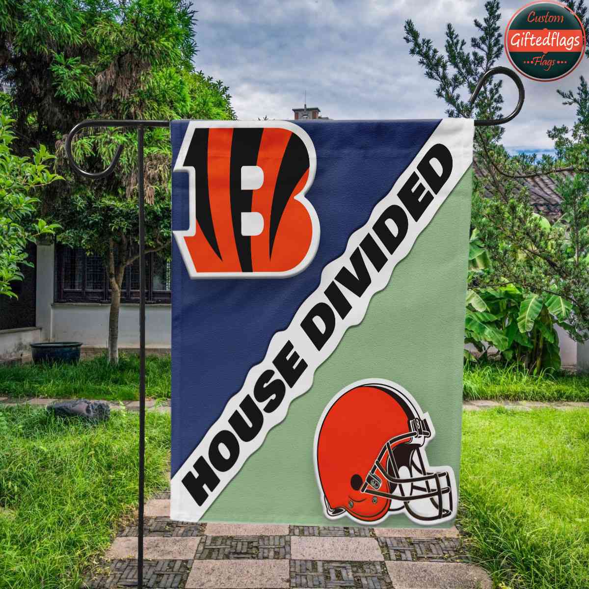 Cincinnati Bengals vs. Cleveland Browns House Divided Flag, Bengals House Divided Flag Cincinnati Bengals vs. Cleveland Browns House Divided Flag, Bengals House Divided Flag
